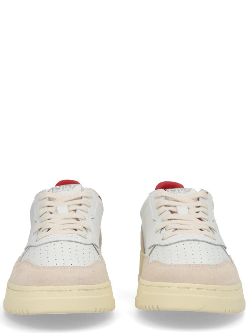 Autry "Medalist Low" Sneaker