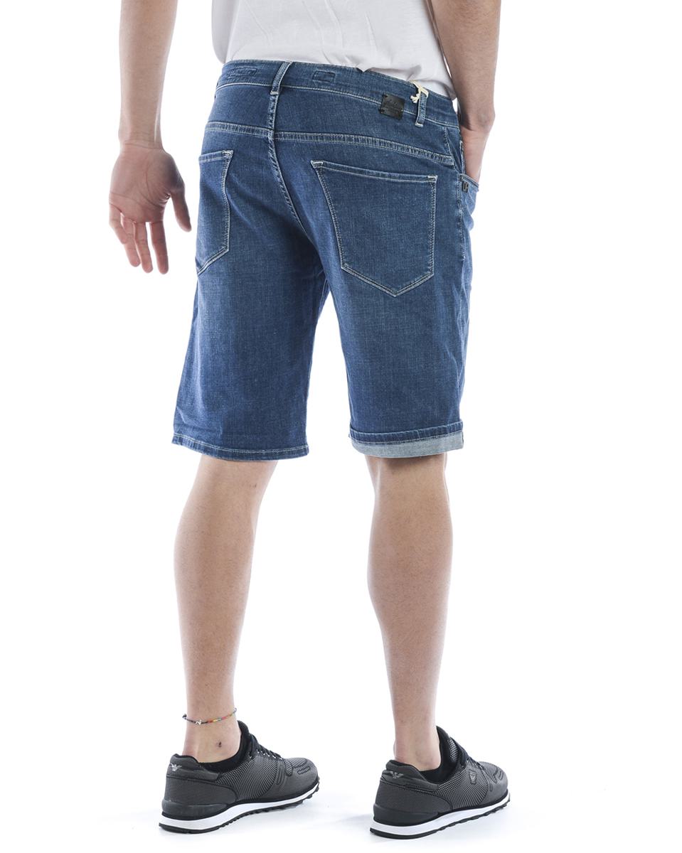 Daniele Alessandrini Short